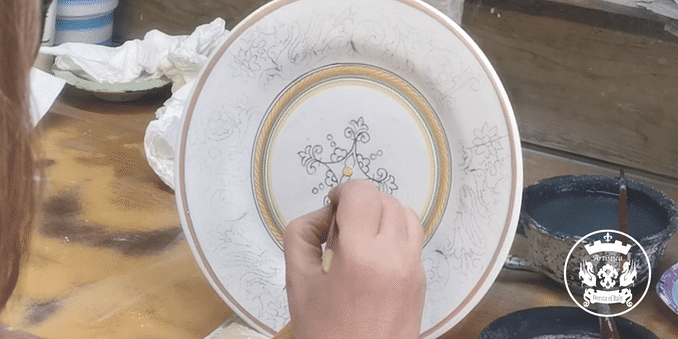 RAFFAELLESCO DELUXE: Gravy Sauce Boat with Tray